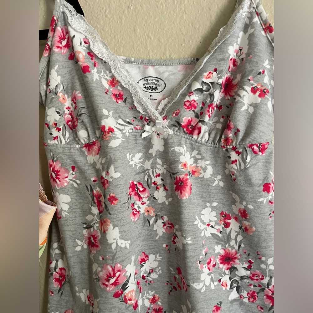 Cami‎ bundle - Picture 2 of 7